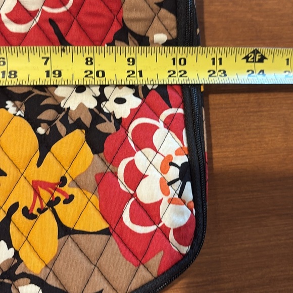Vera Bradley Garment Travel Bag Bittersweet Floral Pattern. - Picture 5 of 7